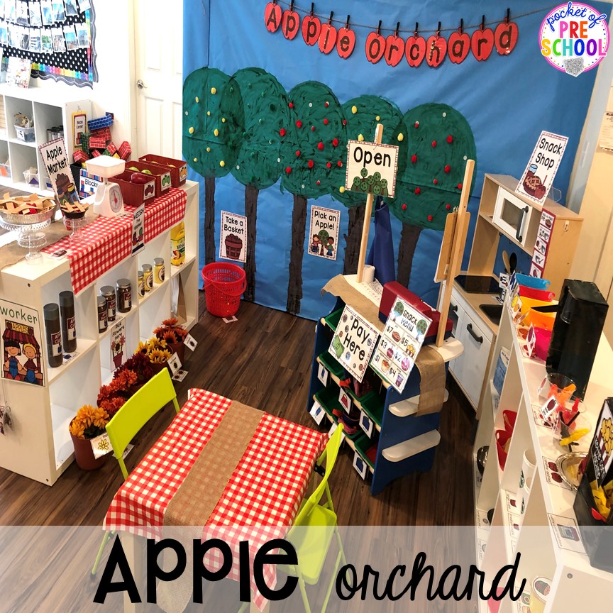 Apple Orchard Dramatic Play - How to change pretend into an Apple Orchard. Lot of DIY tips. #appleorchard #dramaticplay #pretendplay #preshool #prek #fall