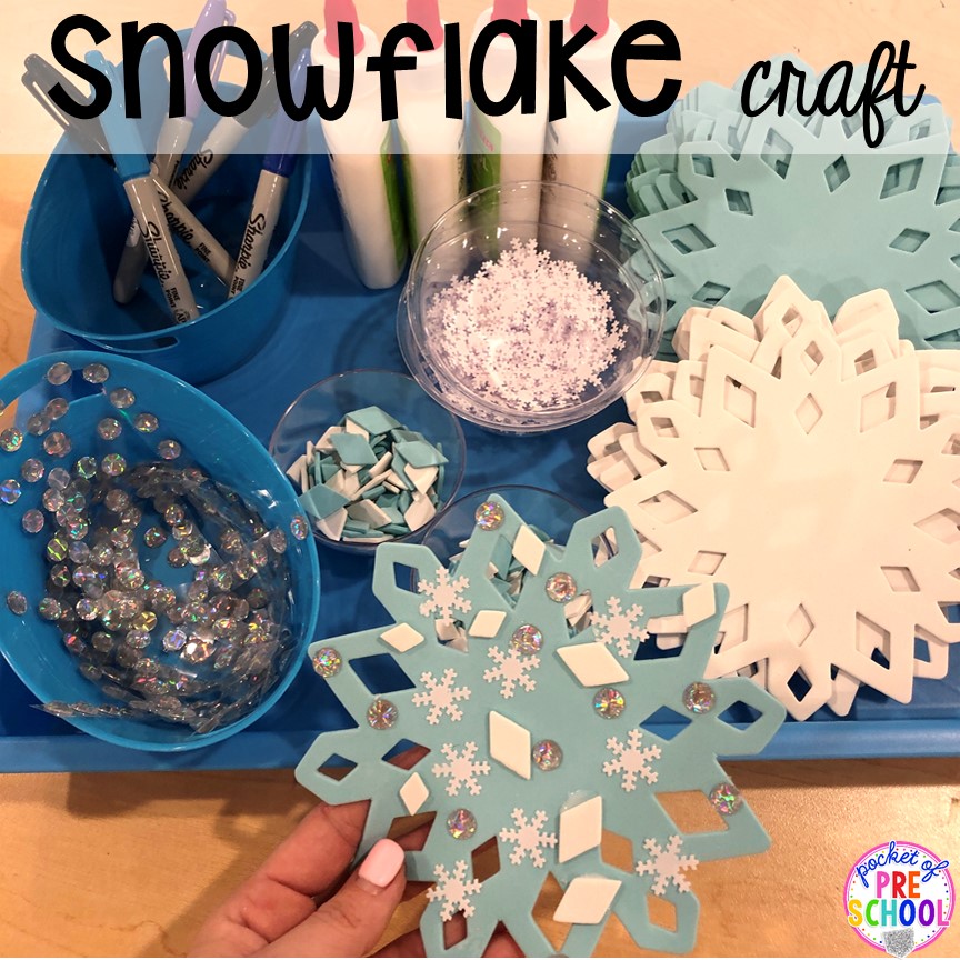Foam snowflake craft for a winter classroom party! Plus more Winter classroom party ideas - easy, low prep, and fun for preschool, pre-k, or lower elementary. #winterparty #preschool #prek #kindergarten #schoolparty
