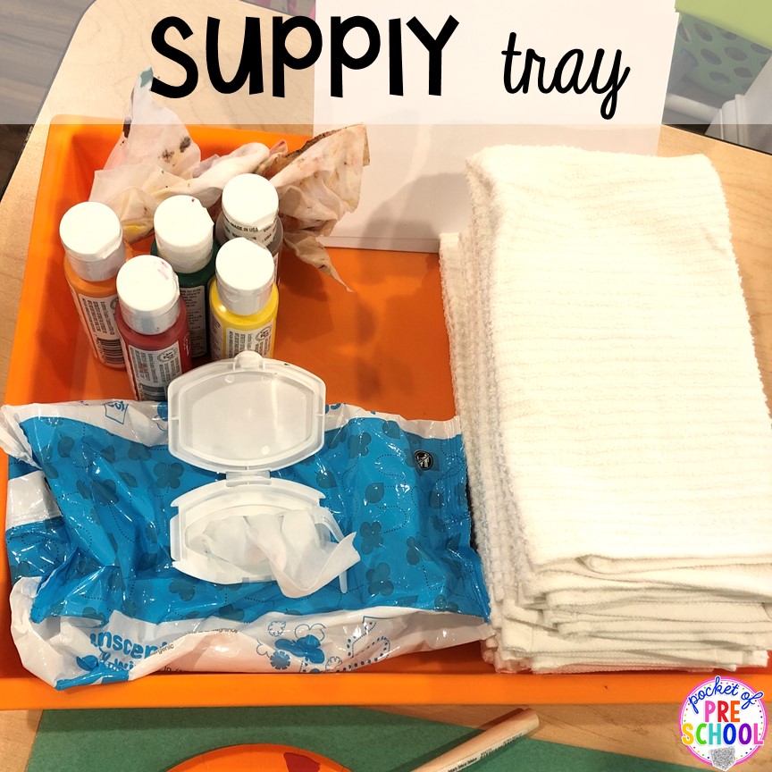Supply tray to stay organized! Tips to make turkey handprint towels for Thanksgiving parent gifts and kid-made Thanksgiving cards for the holidays. Perfect for preschool, pre-k, and kindergarten.