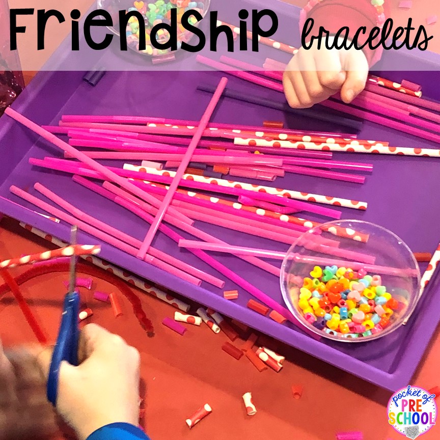 Frienship bracelets! Valentine's Day party ideas and hacks - freebie plus quick, easy, and dollar store finds! for preschool, pre-k, or lower elementary. #valentinesdayparty #preschool #prek #kindergarten #schoolparty